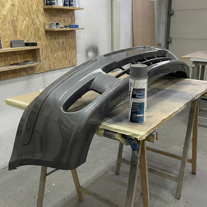 Pintura antracita sin imprimación para retoque de retrovisores y manetas Globaltec Professional