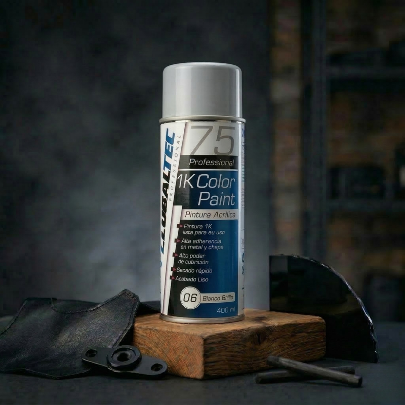 Envase aerosol de 400 ml de pintura acrílica blanco brillo Globaltec Professional lista para usar